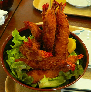 Pasar羽生大盛りエビ丼